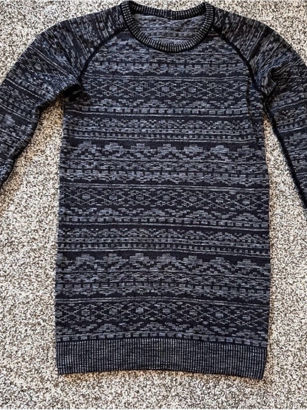 Lululemon Rest Less Pullover size 4